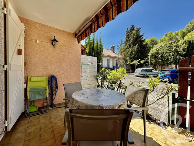 Appartement Studio cabine à vendre - 2 pièces - 24.82 m2 - BANDOL - 83 - PROVENCE-ALPES-COTE-D-AZUR - Century 21 Immobilière Charlemagne