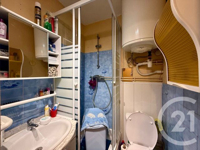 Appartement Studio à vendre - 1 pièce - 18.0 m2 - BANDOL - 83 - PROVENCE-ALPES-COTE-D-AZUR - Century 21 Immobilière Charlemagne